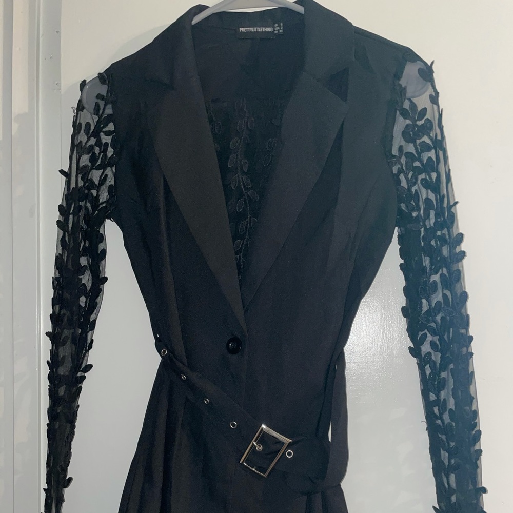 Pretty Little Thing Lace Blazer Set